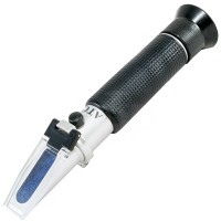 Refractometer